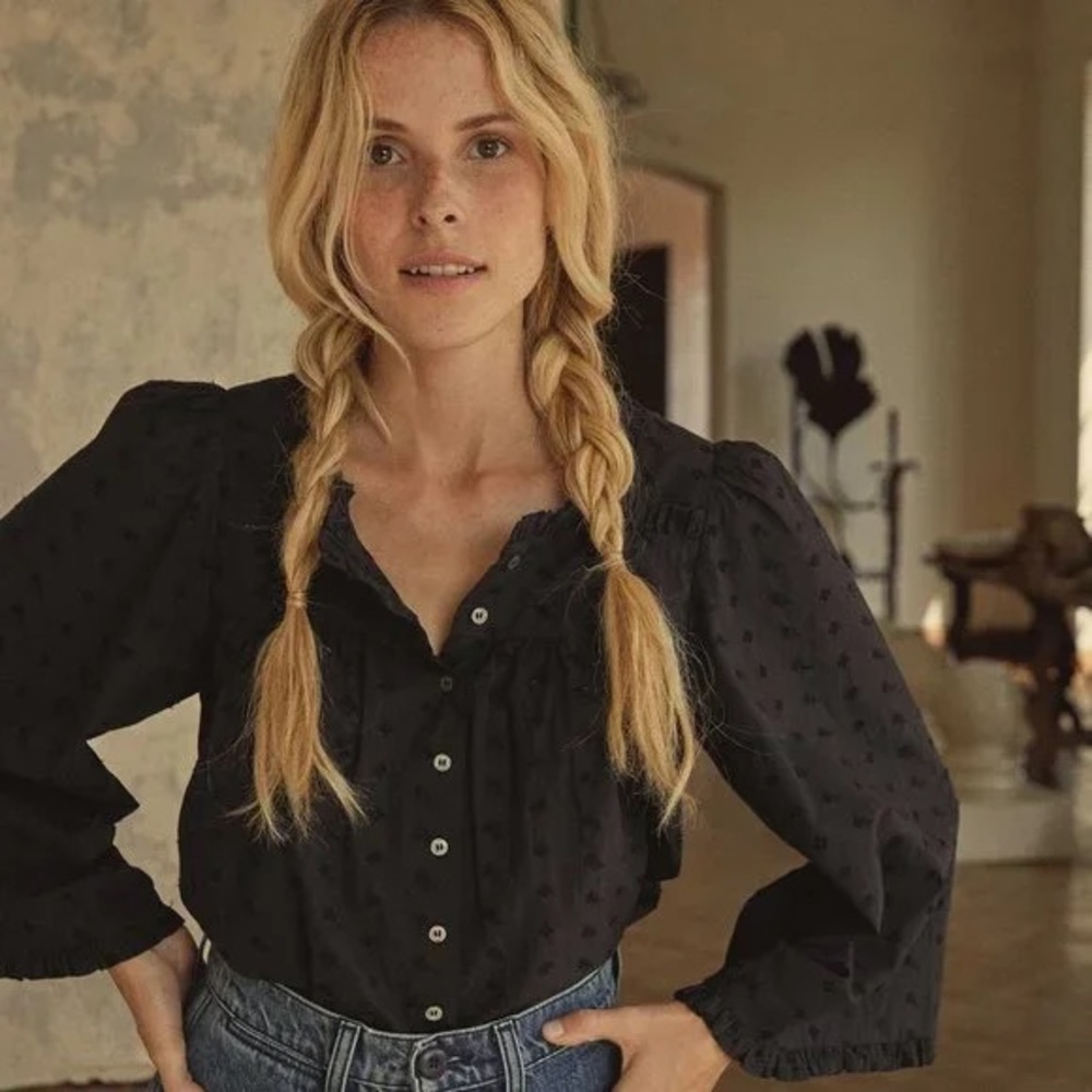Doen Lunaria Black Embroidered Eyelet Top size S